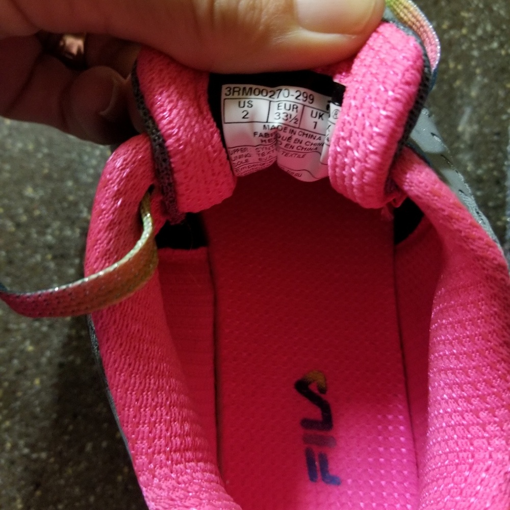 Shoes - Picture 4 of 4
